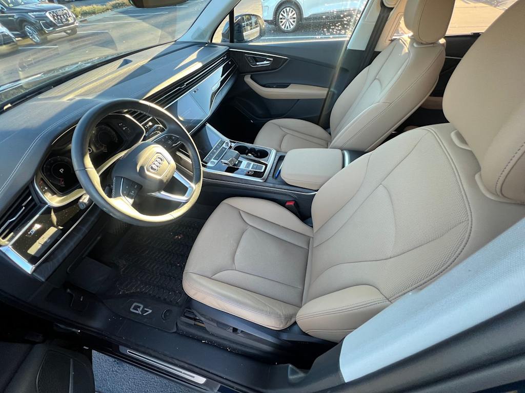 Thumbnail: 2025 Audi Q7 - 4