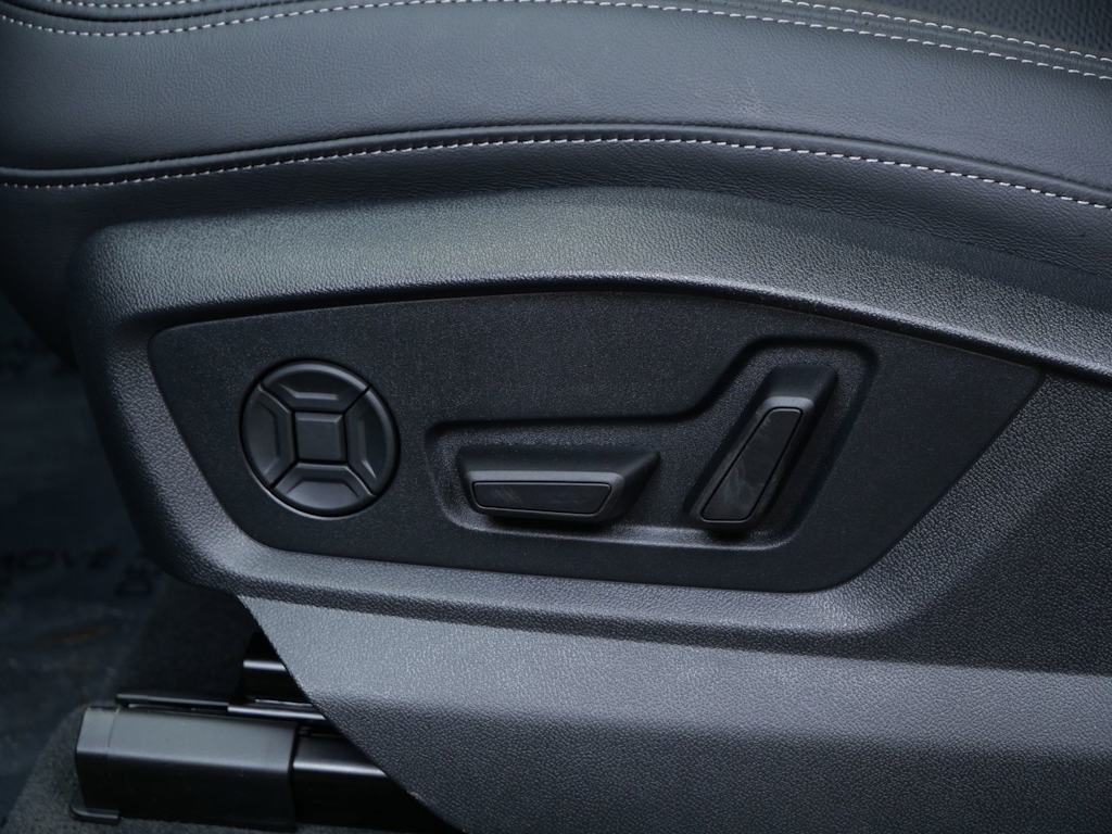 Thumbnail: 2026 Audi Q7 - 14