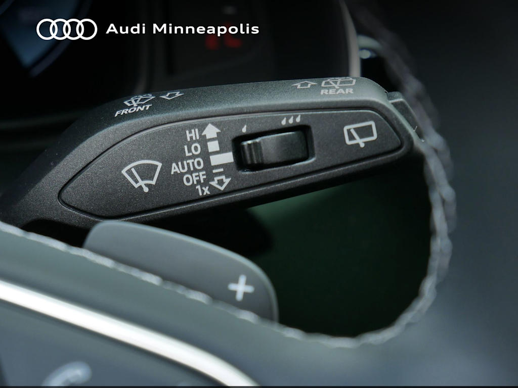 Thumbnail: 2025 Audi Q7 - 14