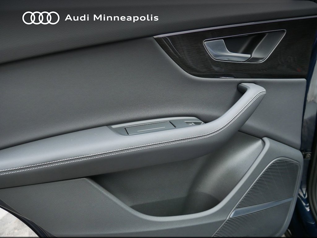 Thumbnail: 2025 Audi Q7 - 20