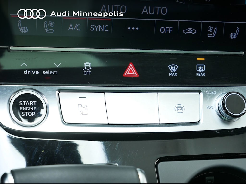 Thumbnail: 2025 Audi Q7 - 26