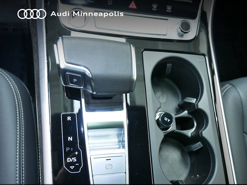 Thumbnail: 2025 Audi Q7 - 11