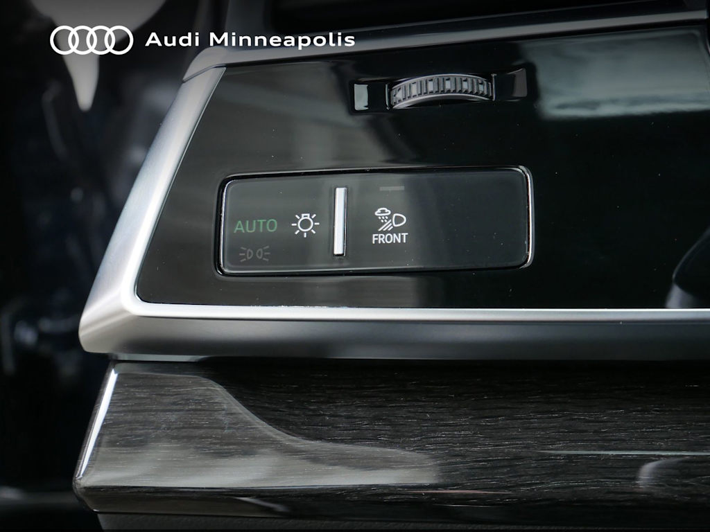 Thumbnail: 2025 Audi Q7 - 21