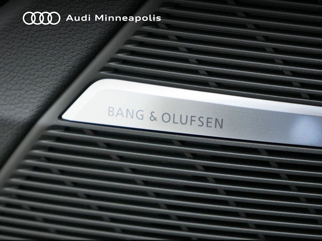 Thumbnail: 2025 Audi Q7 - 13