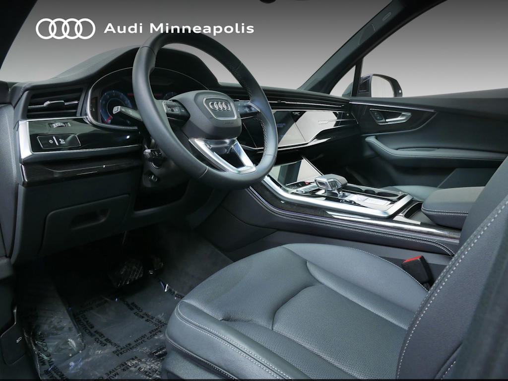 Thumbnail: 2025 Audi Q7 - 2