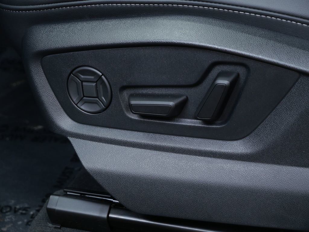 Thumbnail: 2026 Audi Q7 - 13