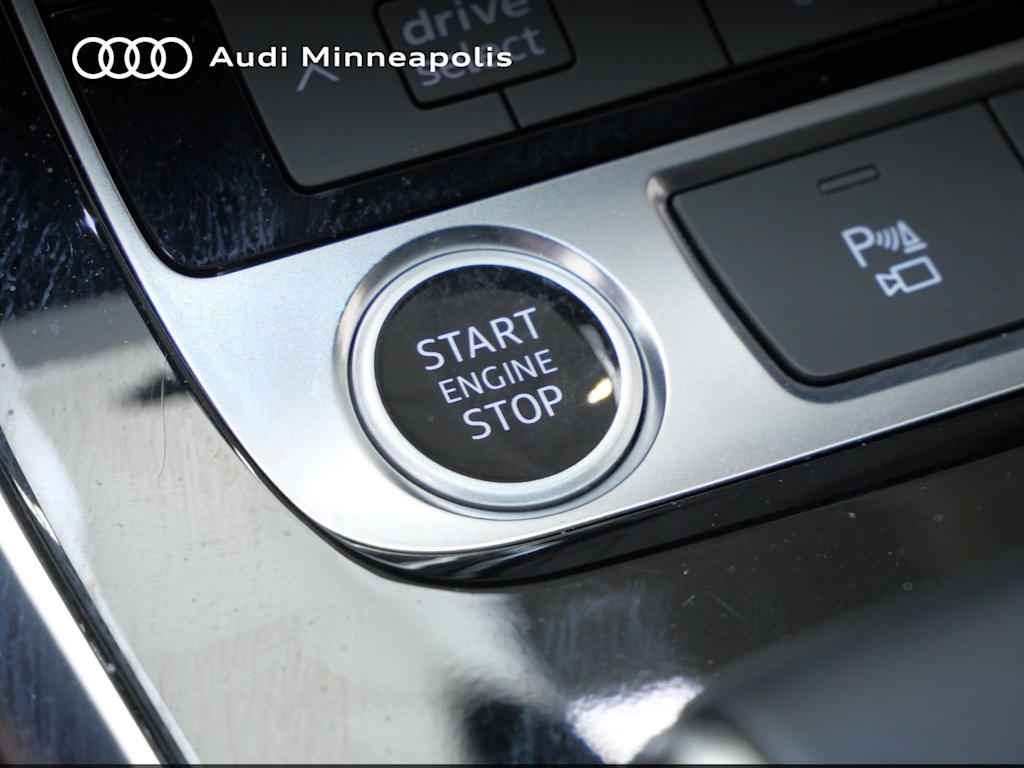 Thumbnail: 2023 Audi Q7 - 26