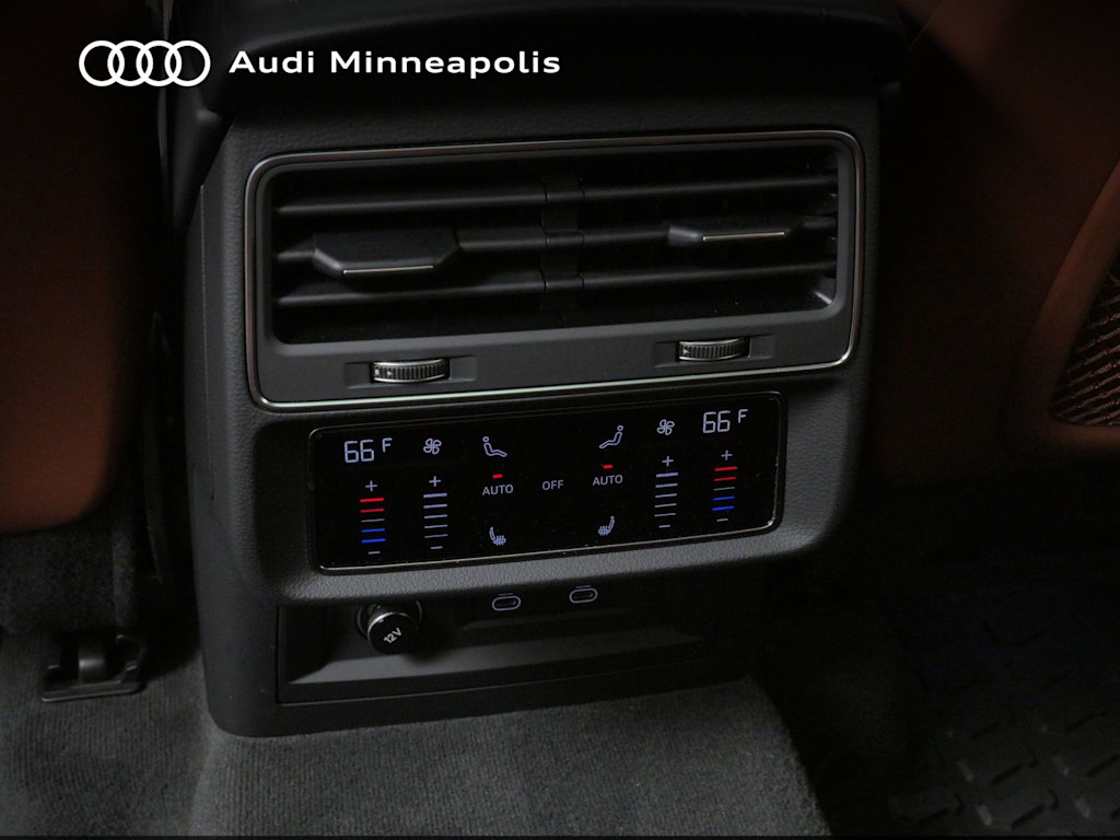 Thumbnail: 2024 Audi Q7 - 18