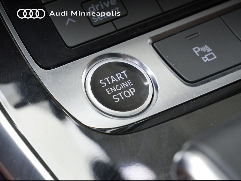 Thumbnail: 2024 Audi Q7 - 25