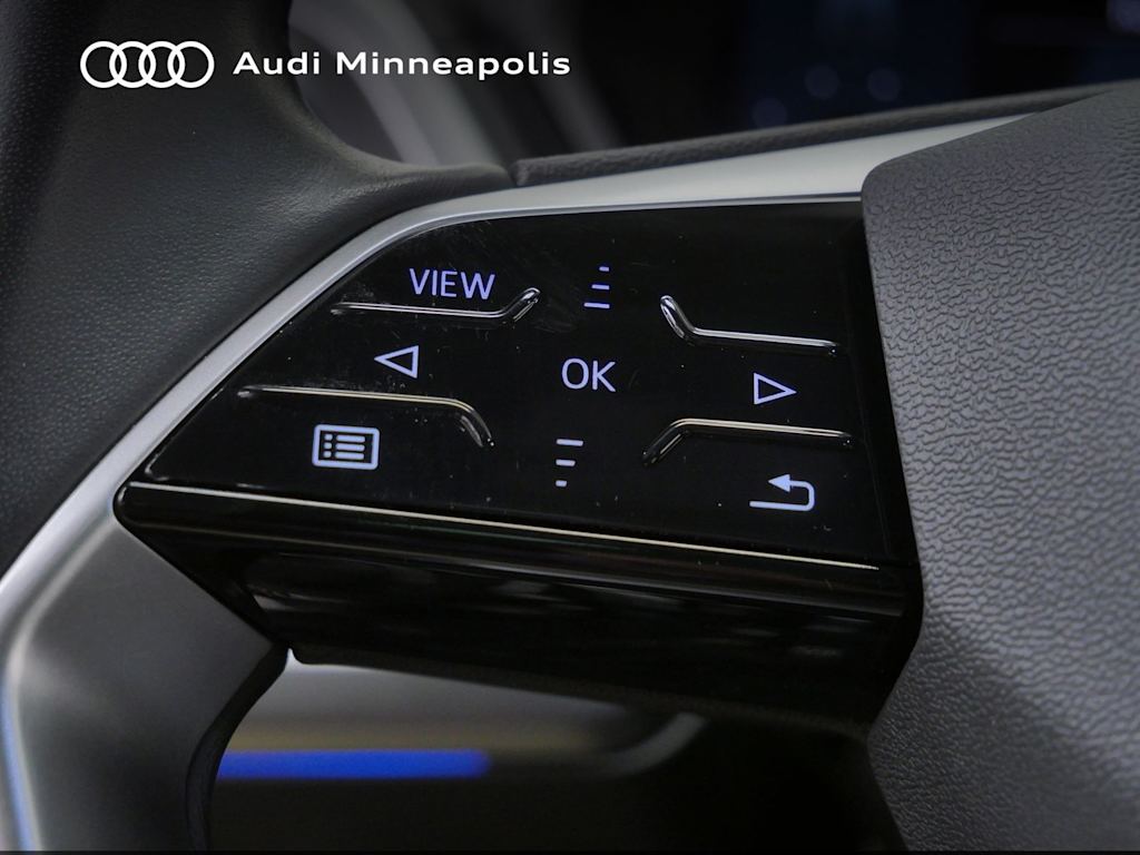 Thumbnail: 2023 Audi Q4 e-tron - 21