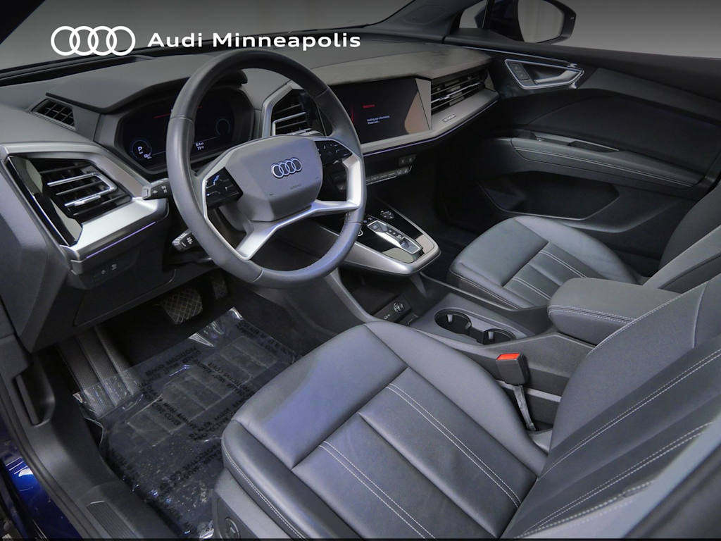 Thumbnail: 2023 Audi Q4 e-tron - 2