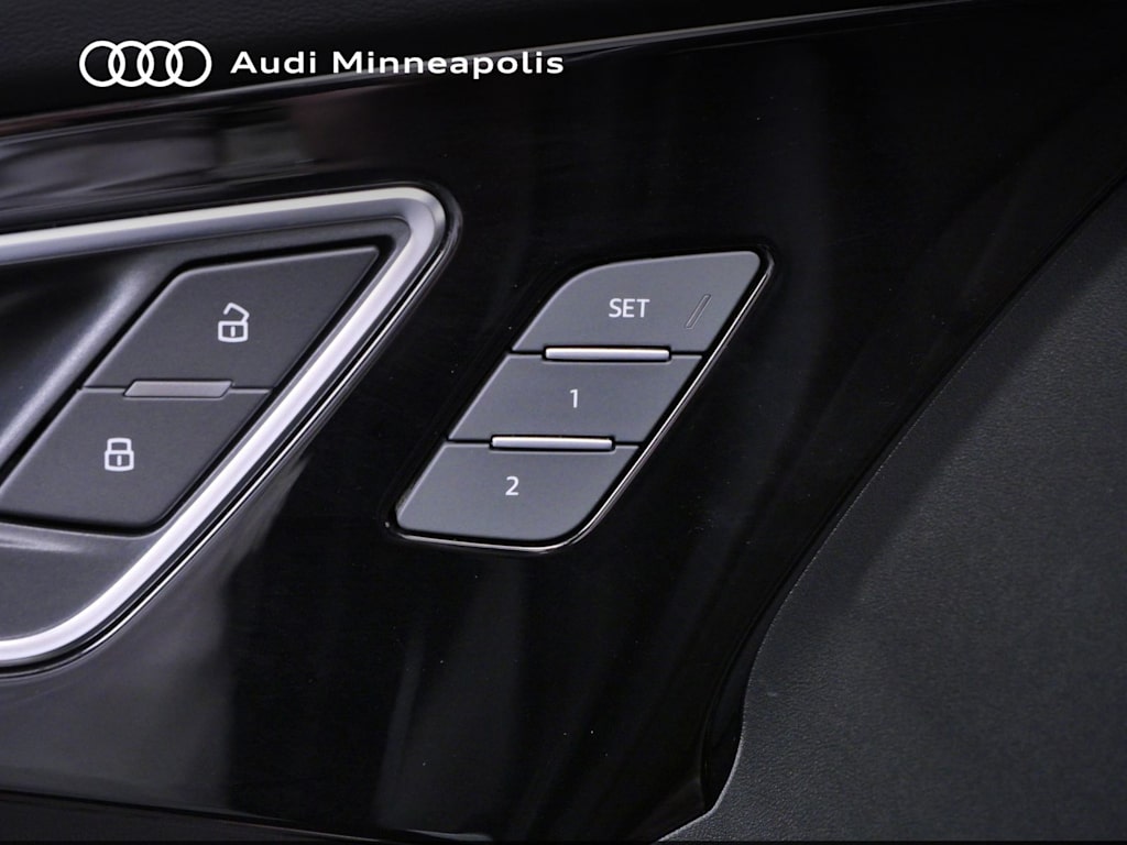 Thumbnail: 2023 Audi Q4 e-tron - 19