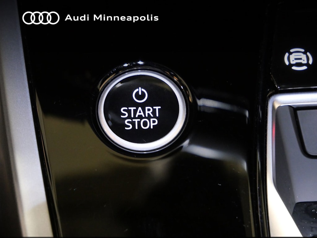 Thumbnail: 2023 Audi Q4 e-tron - 22