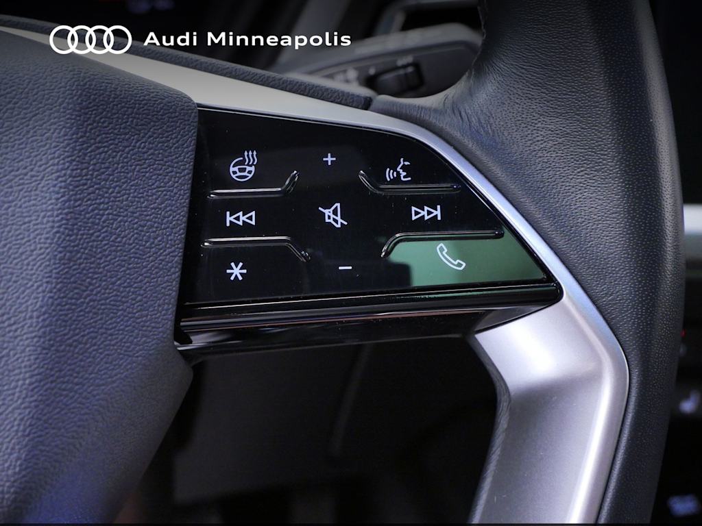 Thumbnail: 2023 Audi Q4 e-tron - 21