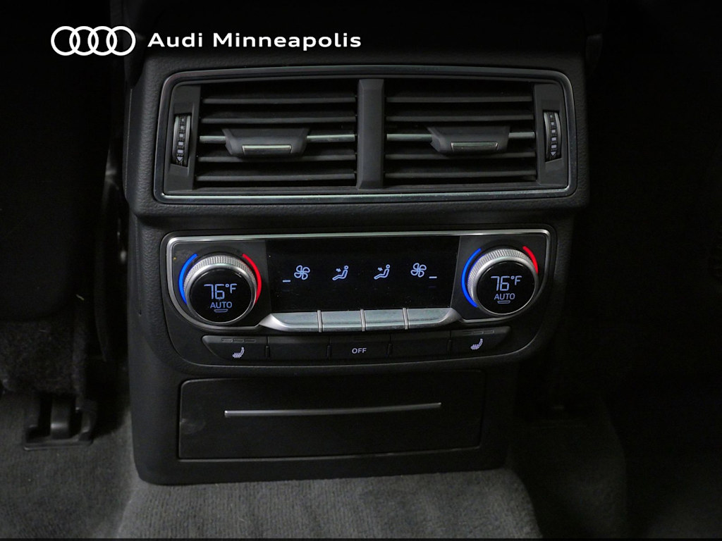 Thumbnail: 2017 Audi Q7 - 17