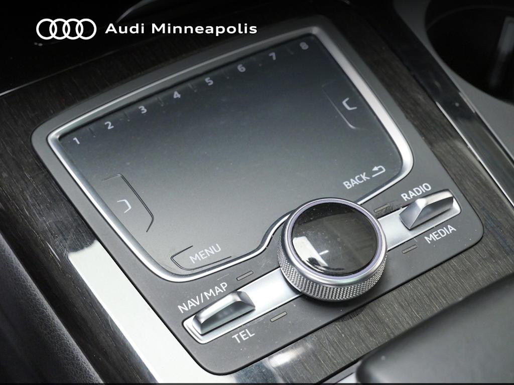 Thumbnail: 2017 Audi Q7 - 25