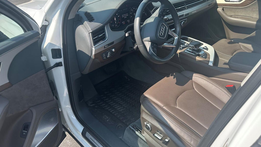 Thumbnail: 2019 Audi Q7 - 6