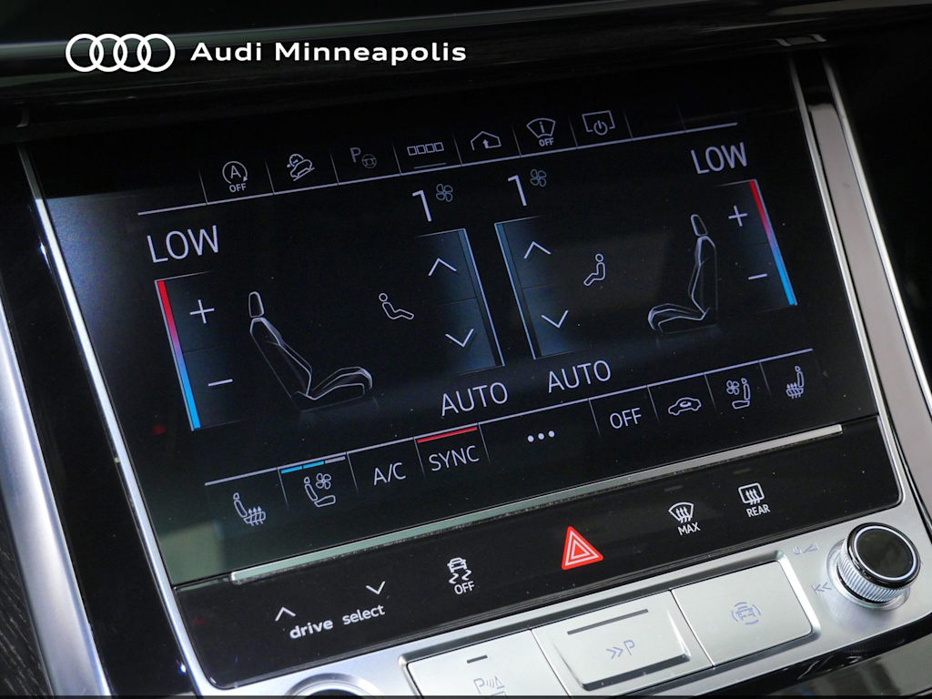 Thumbnail: 2023 Audi Q7 - 25