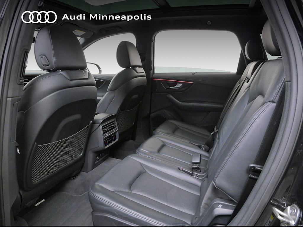 Thumbnail: 2023 Audi Q7 - 9