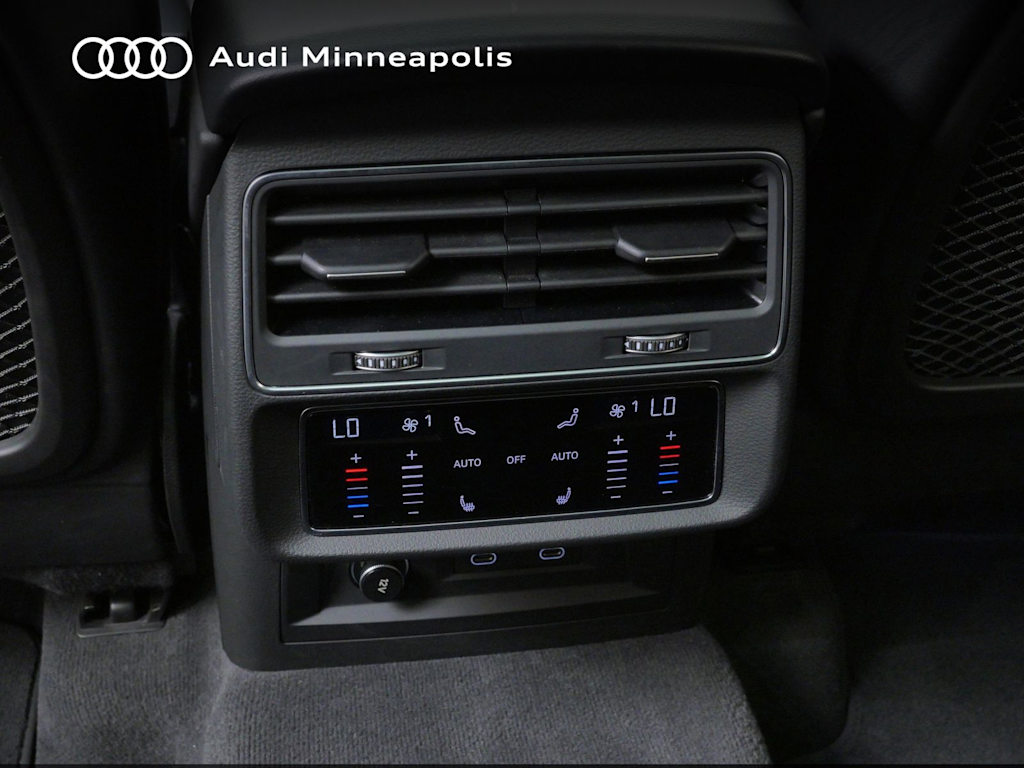 Thumbnail: 2023 Audi Q7 - 20