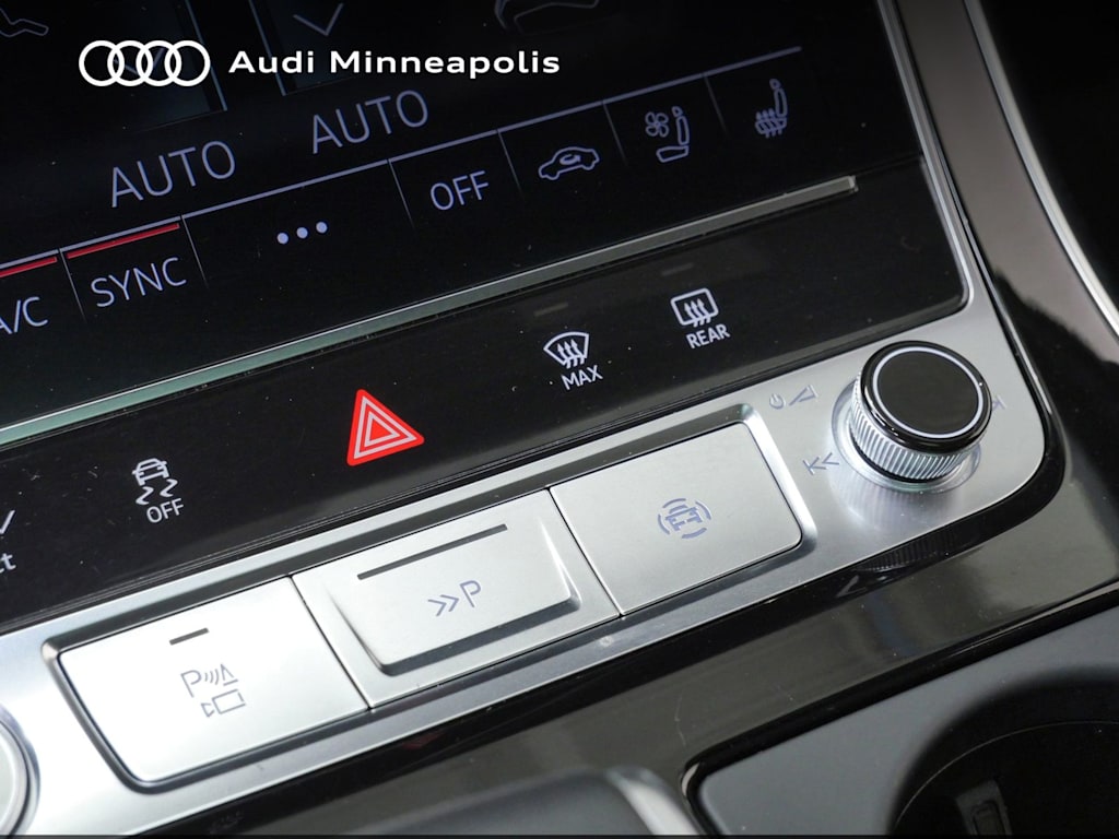 Thumbnail: 2023 Audi Q7 - 26