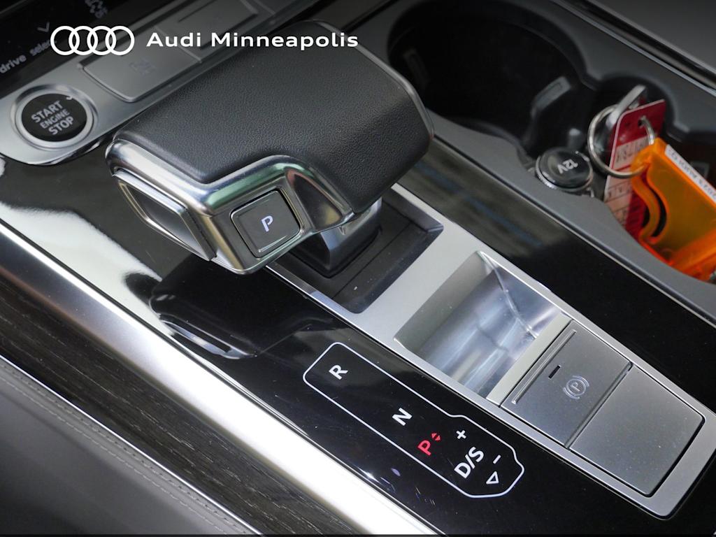 Thumbnail: 2023 Audi Q7 - 25