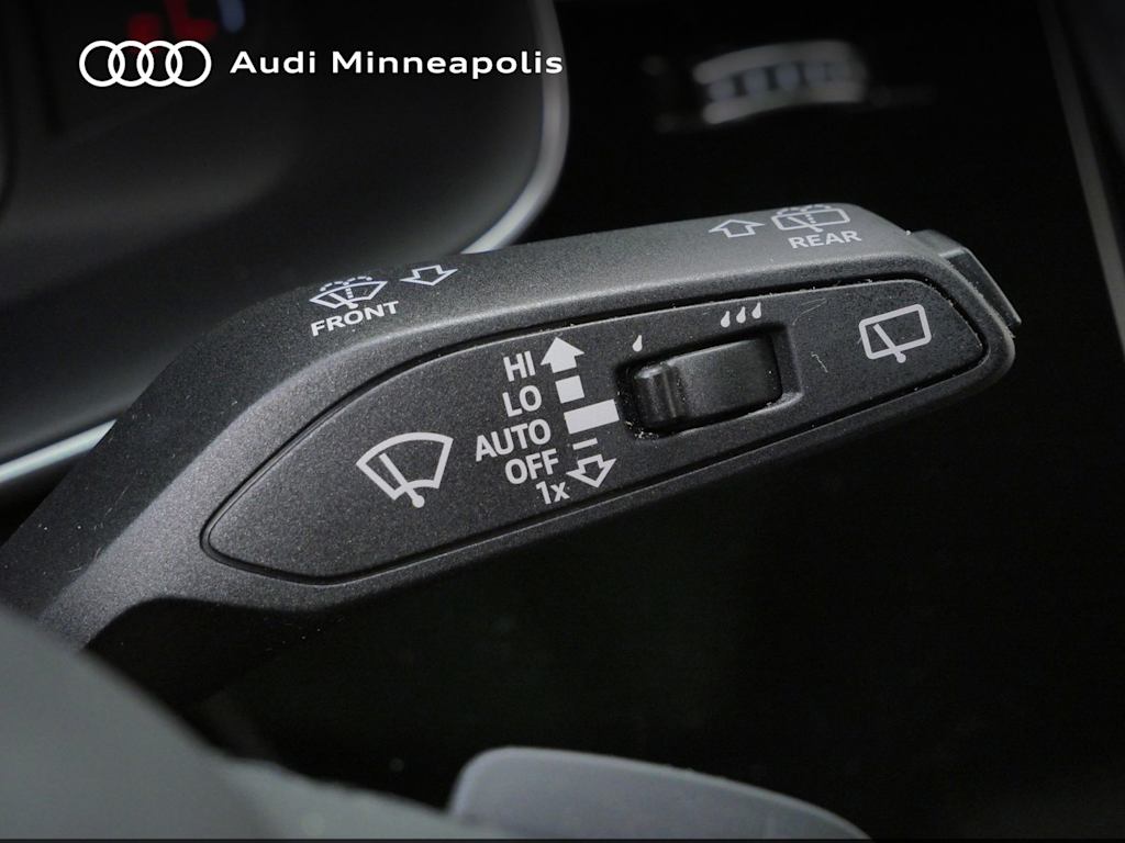 Thumbnail: 2023 Audi Q7 - 21