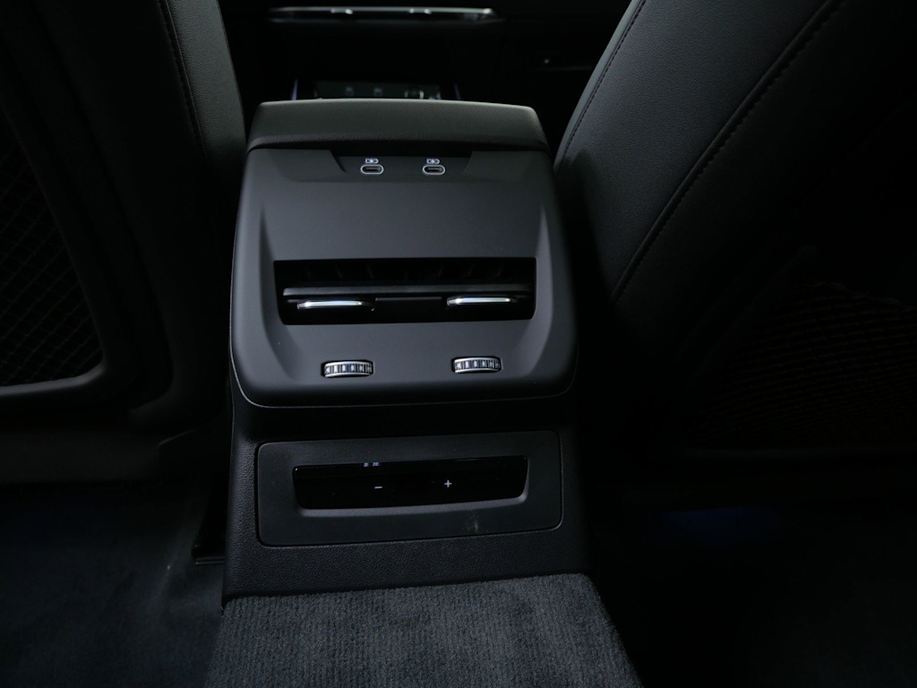Thumbnail: 2026 Audi A6 - 15
