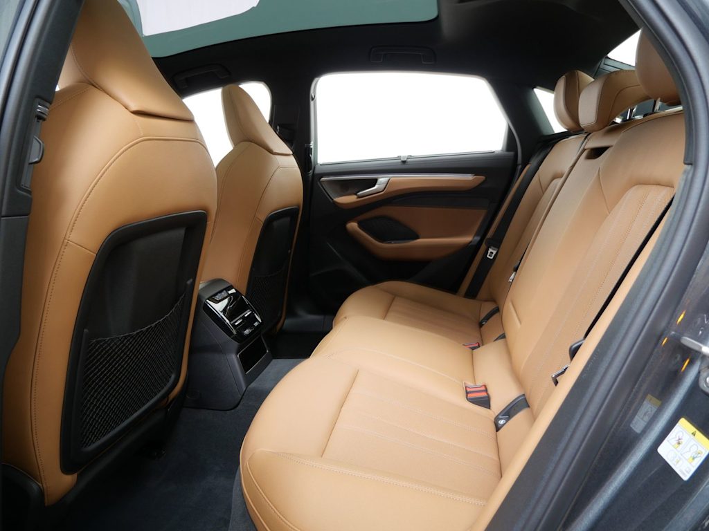 Thumbnail: 2026 Audi A6 - 7