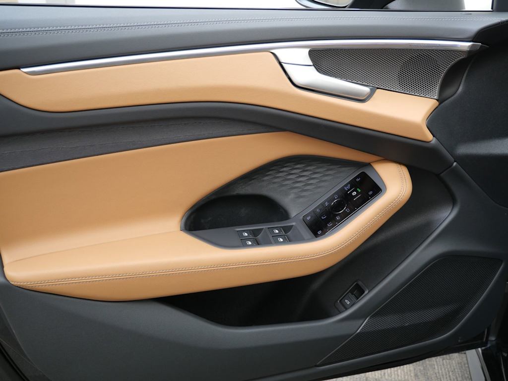 Thumbnail: 2026 Audi A6 - 12