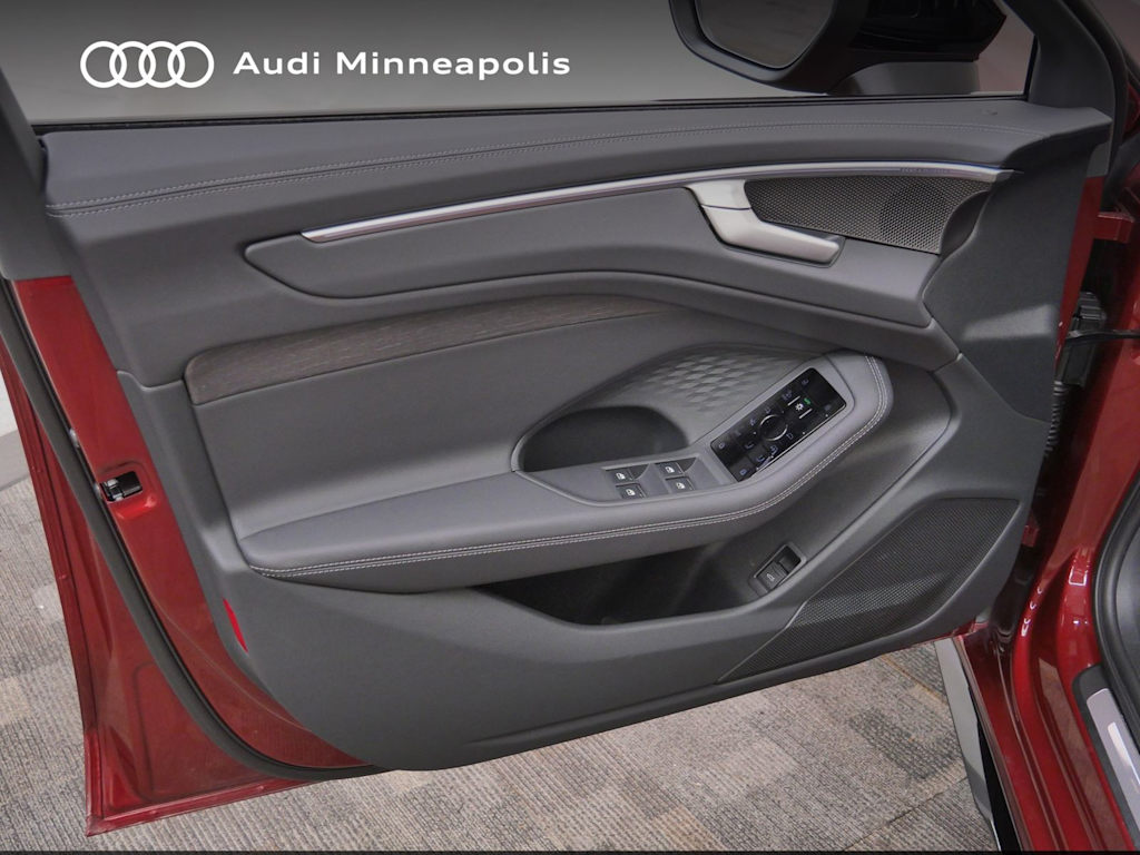 Thumbnail: 2026 Audi A6 - 15