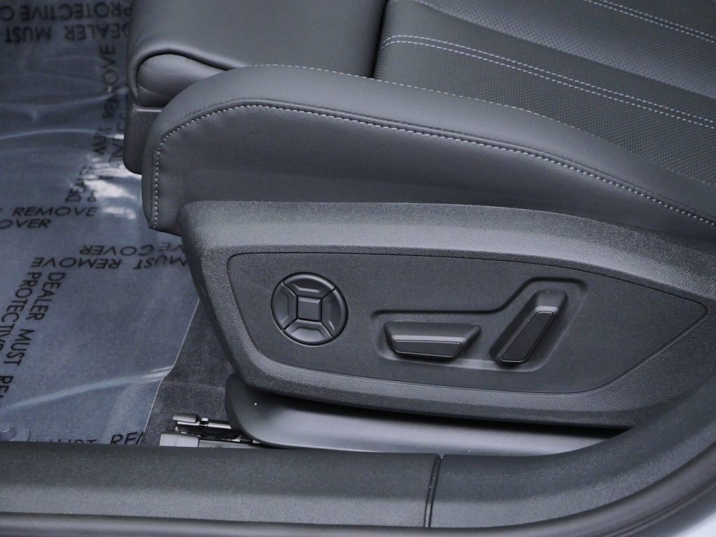 Thumbnail: 2026 Audi A6 - 13