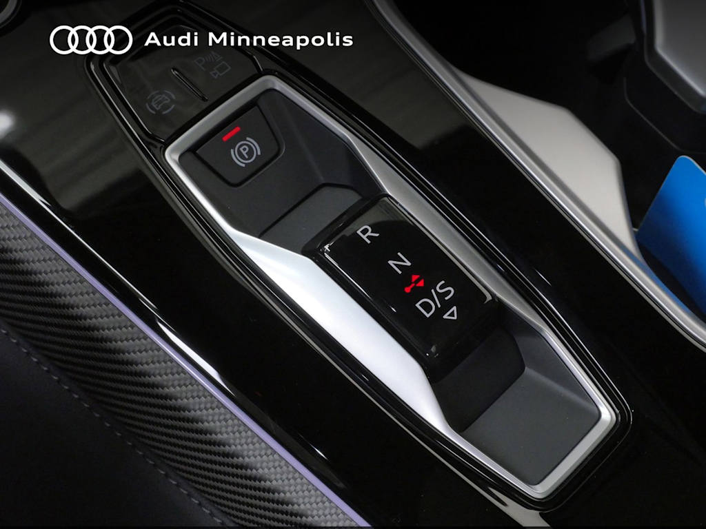 Thumbnail: 2026 Audi A6 - 10