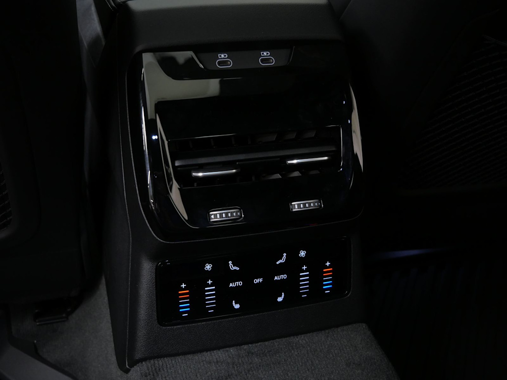 Thumbnail: 2026 Audi A6 - 15