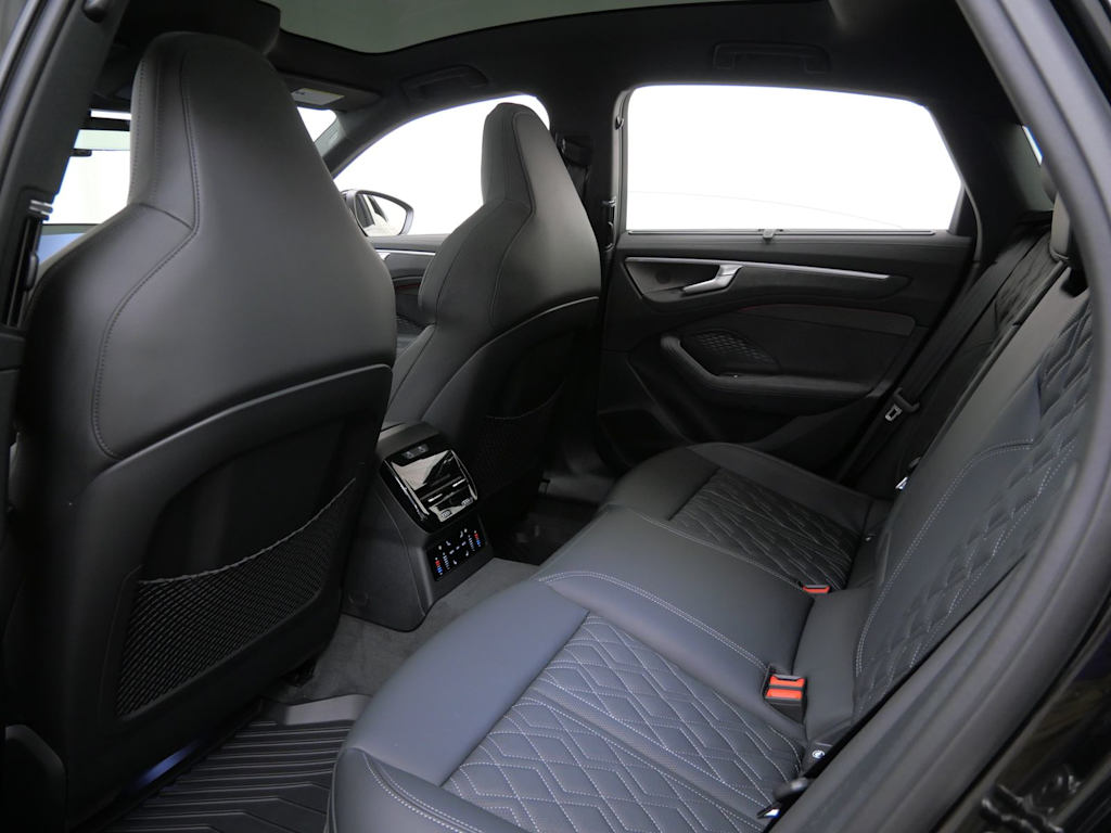 Thumbnail: 2026 Audi A6 - 7