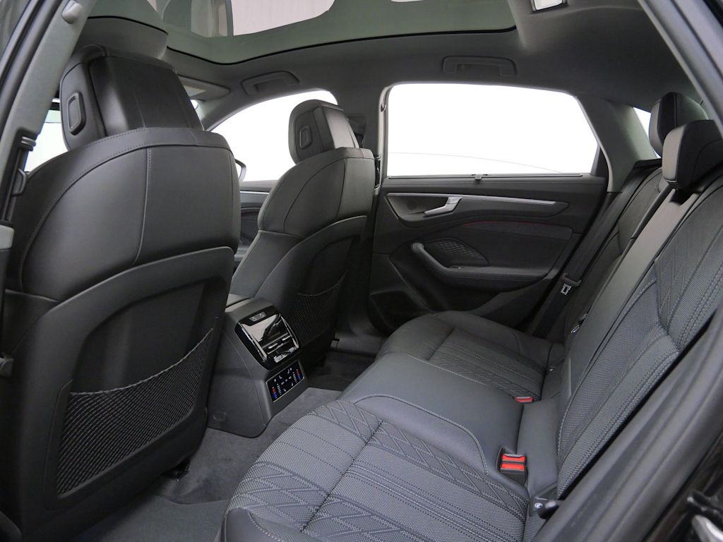 Thumbnail: 2026 Audi A6 - 7