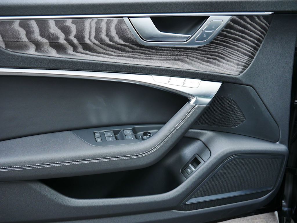 Thumbnail: 2026 Audi A6 - 14