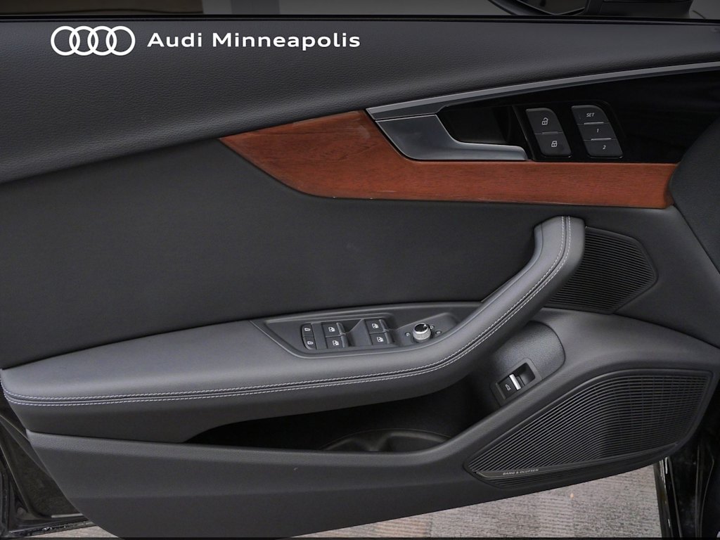 Thumbnail: 2023 Audi A4 - 17