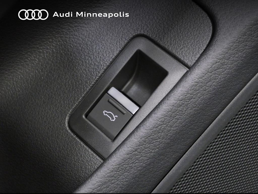 Thumbnail: 2023 Audi A6 - 6