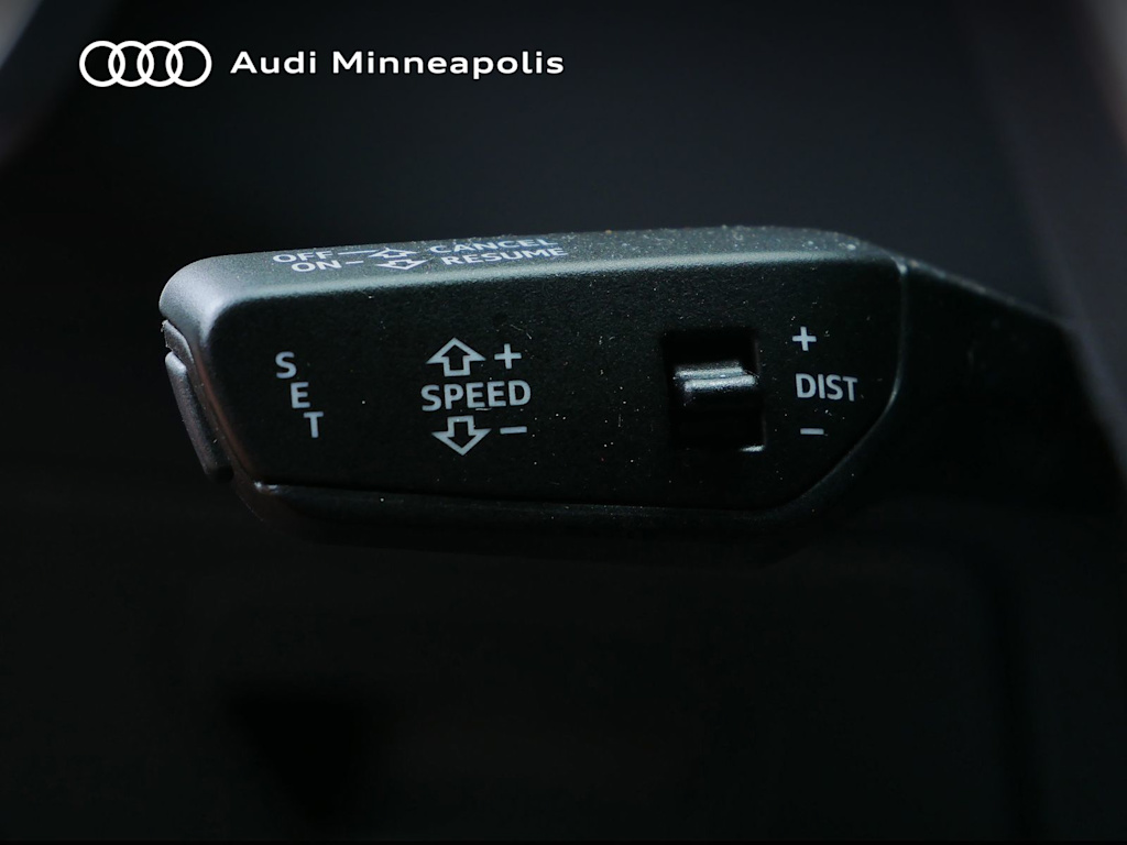 Thumbnail: 2022 Audi S6 - 22