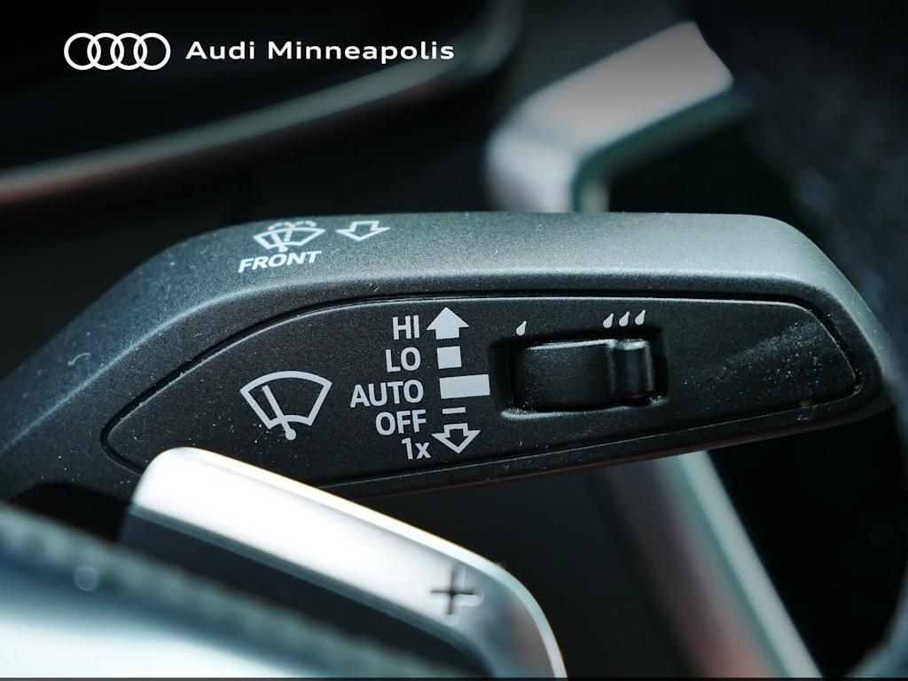 Thumbnail: 2022 Audi S6 - 11