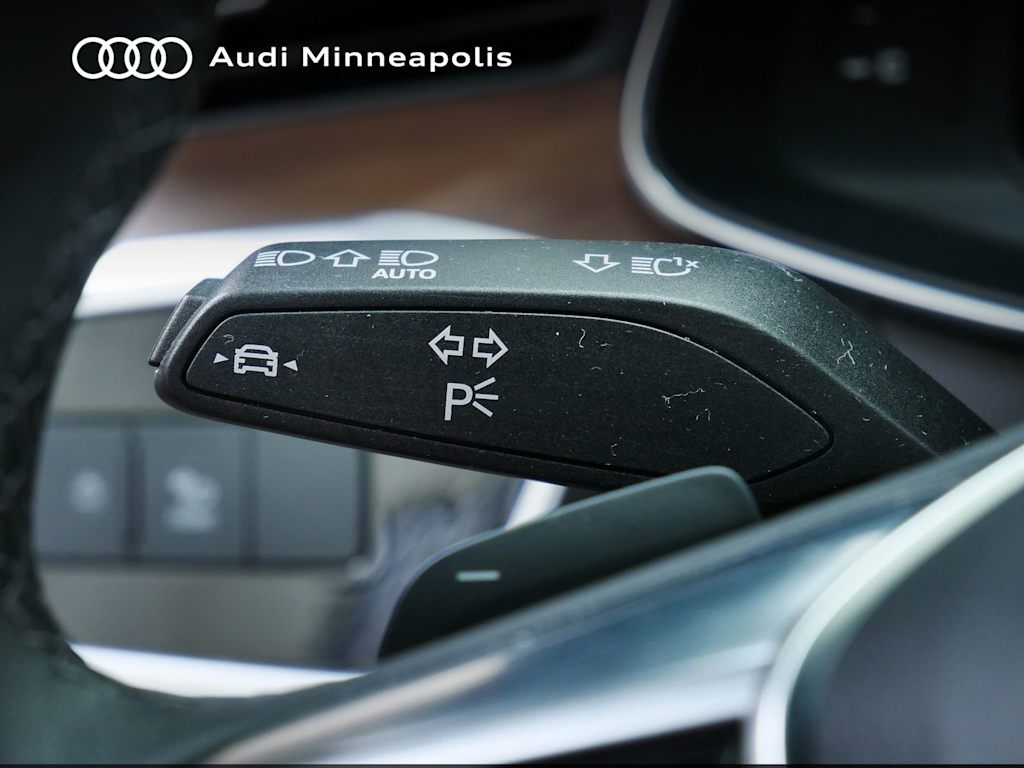 Thumbnail: 2025 Audi A6 - 10