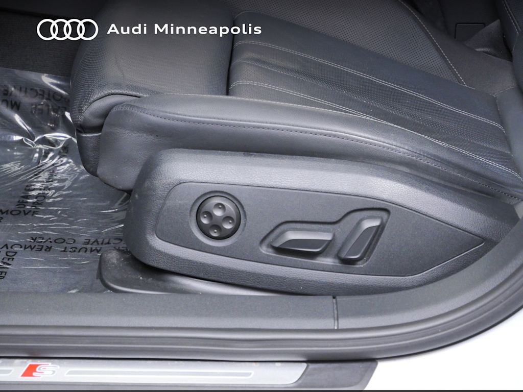 Thumbnail: 2023 Audi A4 - 17