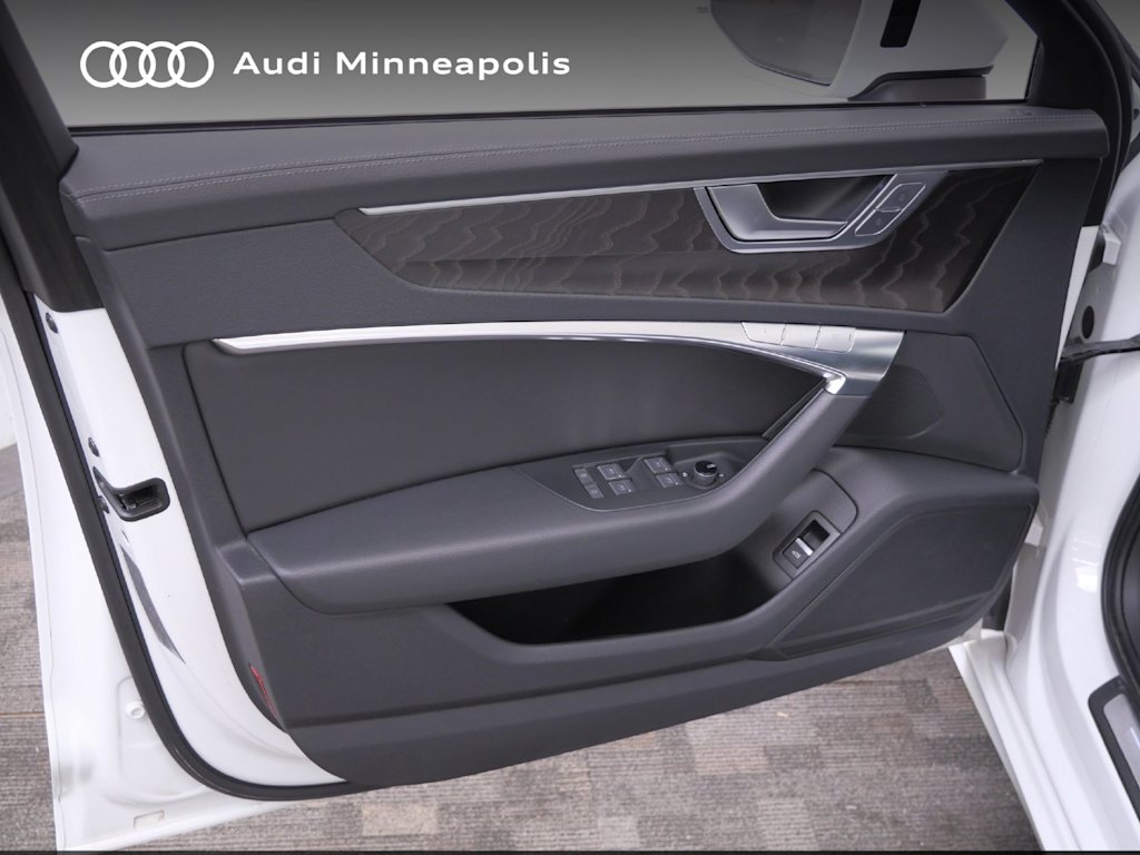 Thumbnail: 2023 Audi A6 - 14