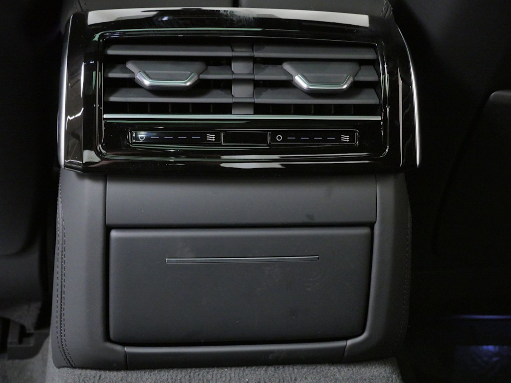 Thumbnail: 2026 Audi A8 - 15
