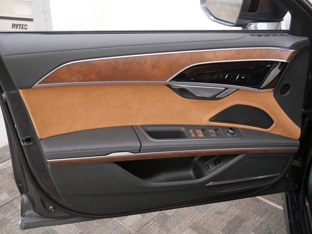 Thumbnail: 2026 Audi A8 - 12