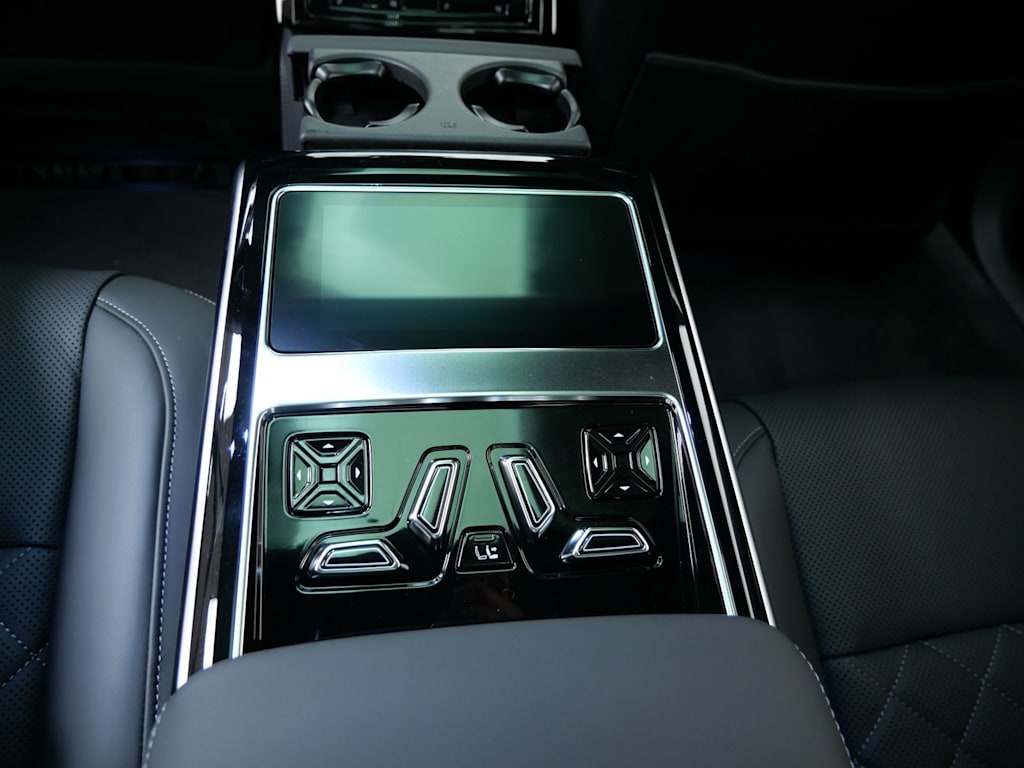 Thumbnail: 2026 Audi S8 - 9