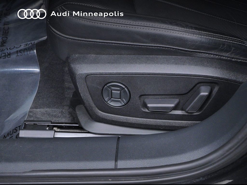 Thumbnail: 2019 Audi A6 - 17