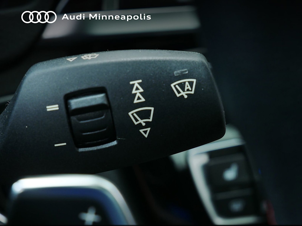 Thumbnail: 2016 BMW 3 Series - 10