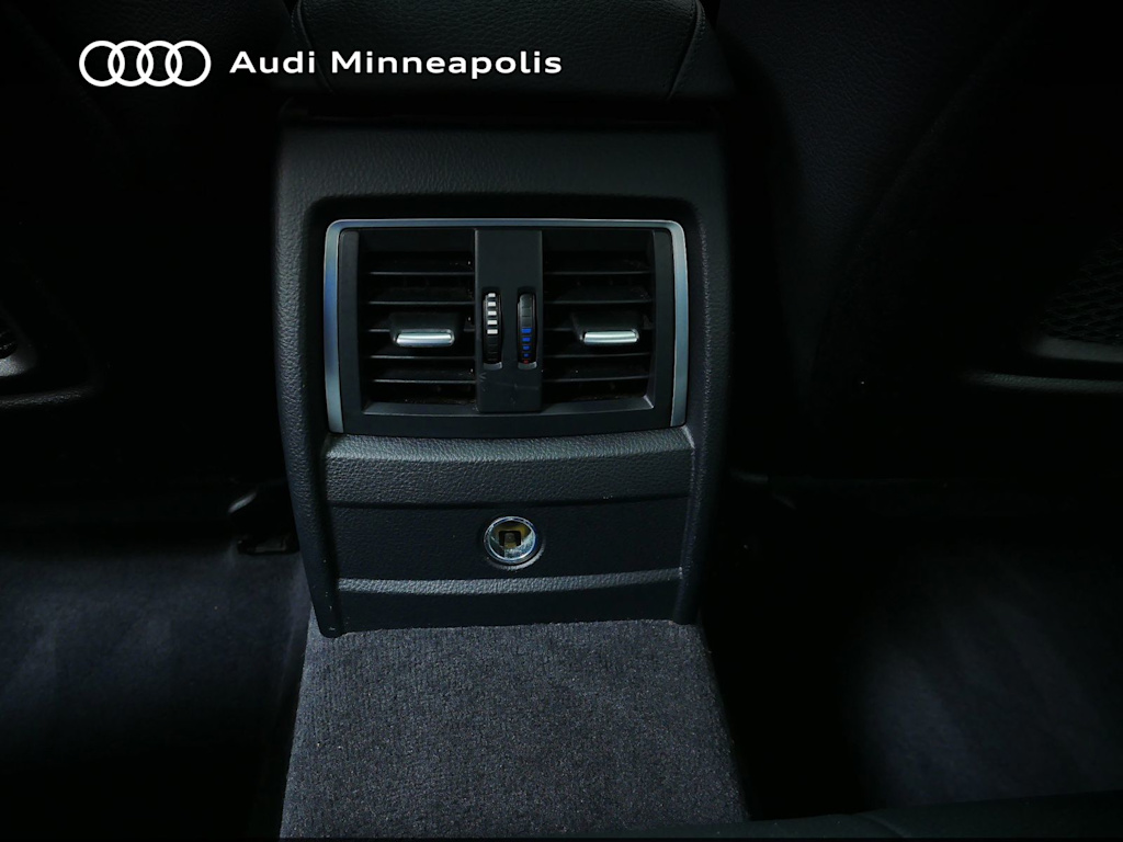 Thumbnail: 2016 BMW 3 Series - 20